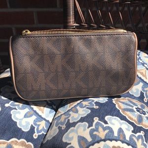 Michael Kors makeup bag